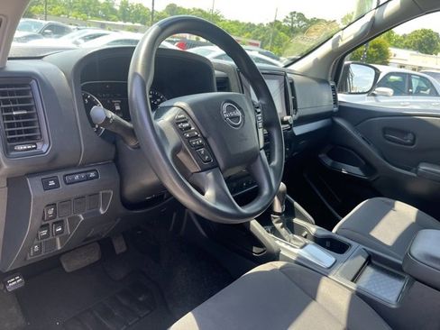 Used 2022 Nissan Frontier S w/ Technology Package image 16