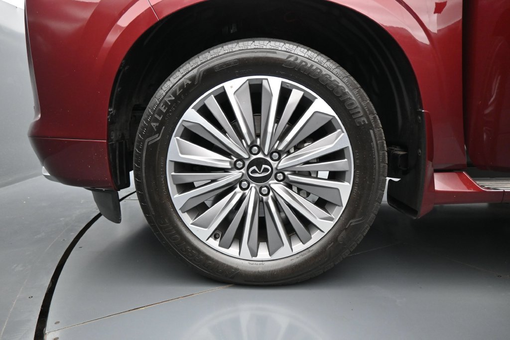 Used 2025 INFINITI QX80 Sensory w/ Exterior Package AWD/4WD image 35