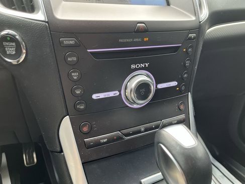 Used 2018 Ford Edge Sport w/ Technology Package AWD/4WD image 19