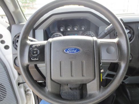 Used 2014 Ford F350 XL w/ Power Equipment Group AWD/4WD image 12