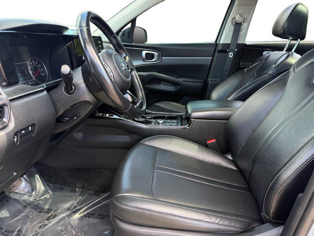 Used 2021 Kia Sorento S w/ Panoramic Sunroof Package AWD/4WD image 9