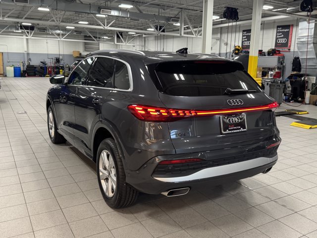 Used 2025 Audi Q5 Premium w/ Convenience Package AWD/4WD image 7