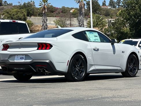 New 2026 Ford Mustang GT RWD image 3