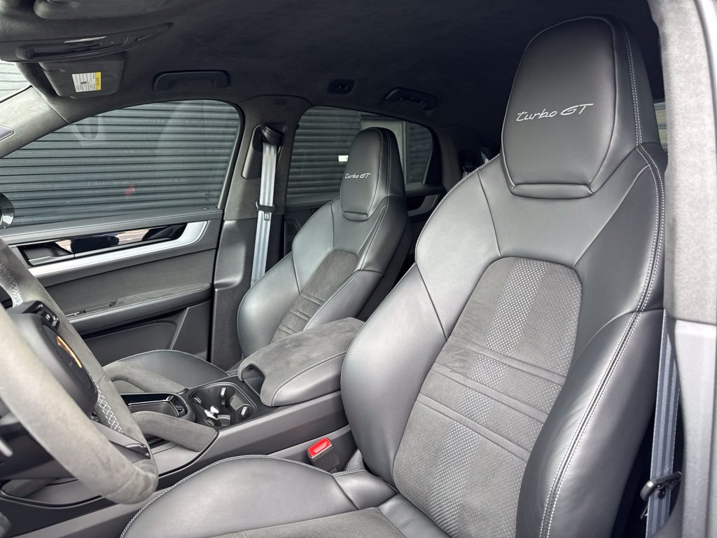 Certified 2024 Porsche Cayenne Turbo GT AWD/4WD image 6