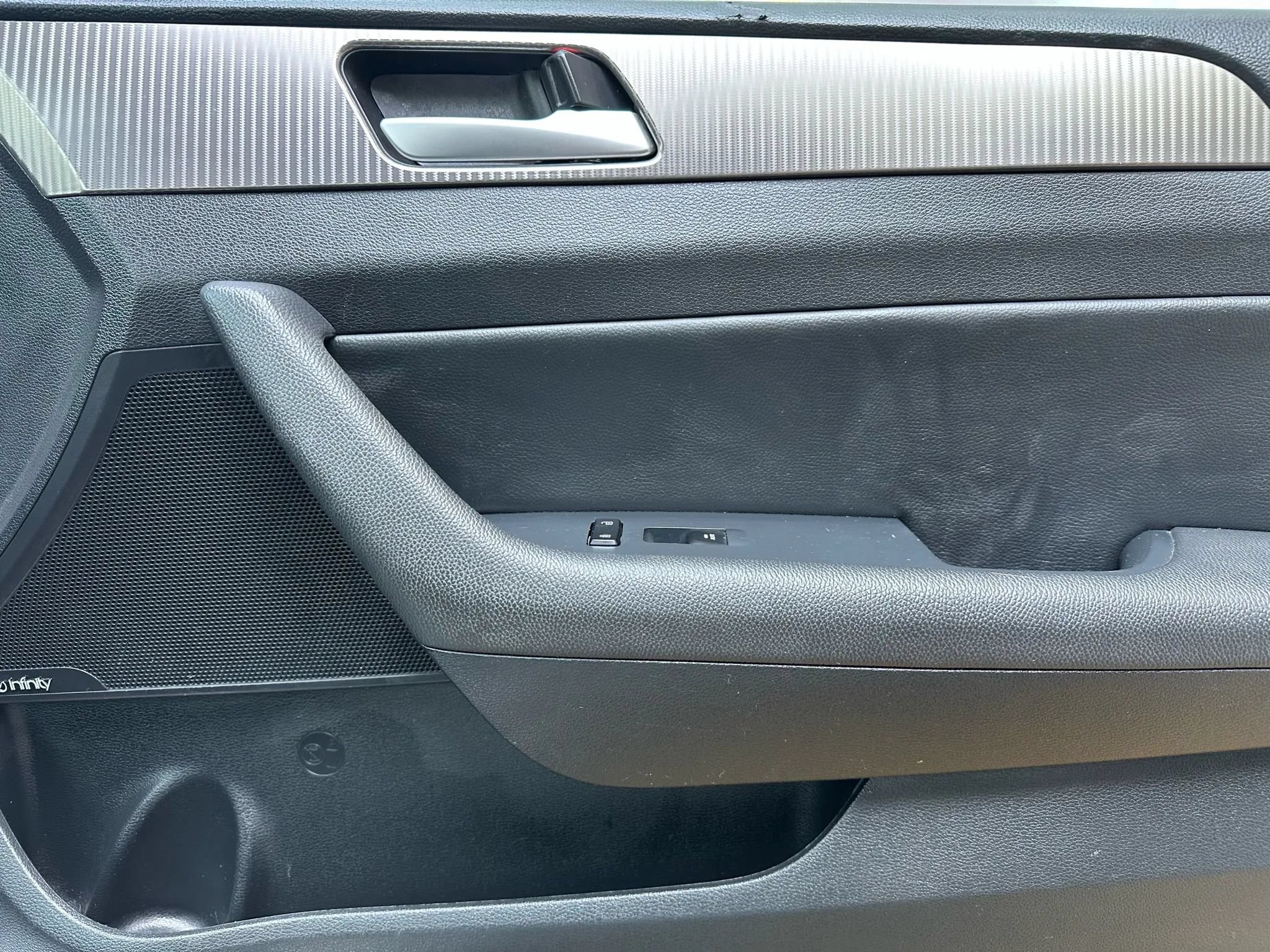 Used 2018 Hyundai Sonata Limited FWD image 14