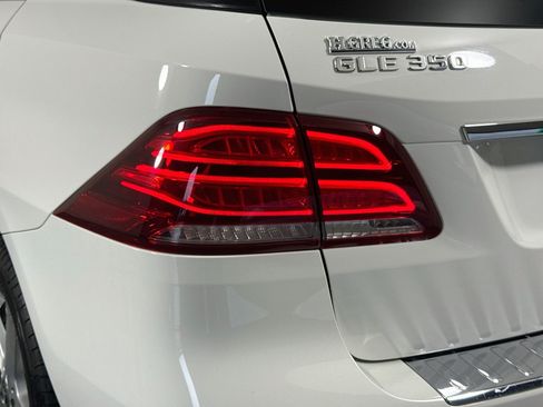 Used 2018 Mercedes-Benz GLE 350 image 36