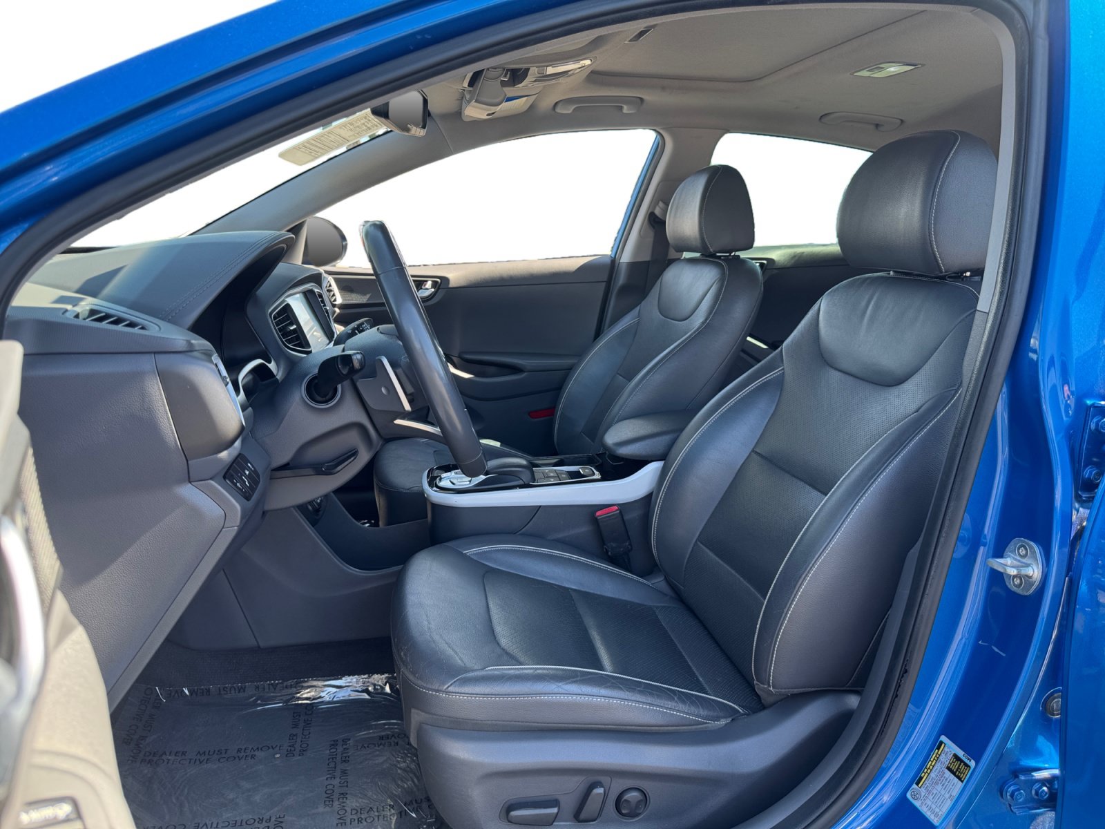 Used 2017 Hyundai Ioniq Limited w/ Limited Ultimate Package 02 FWD image 9