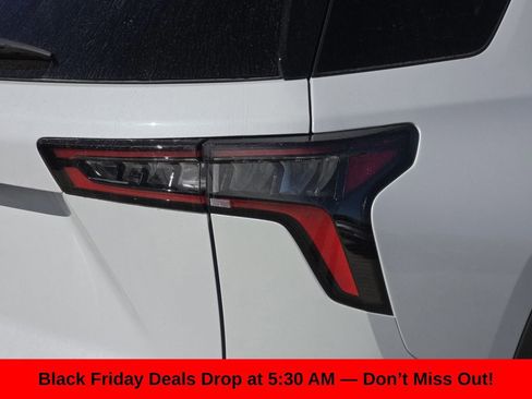 New 2026 Chevrolet Equinox ACTIV image 8