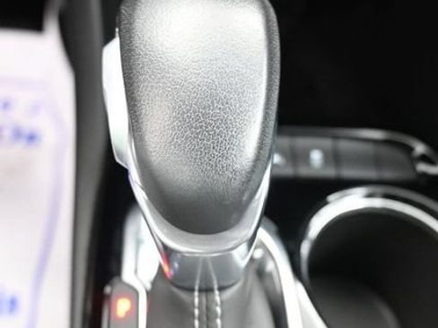 Used 2023 Buick Encore GX Essence w/ Experience Buick Package FWD image 33
