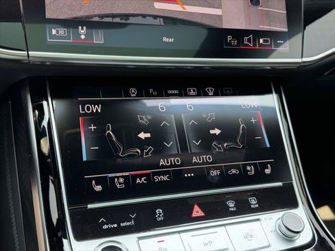 Used 2025 Audi A8 L 3.0T w/ Executive Package AWD/4WD image 32