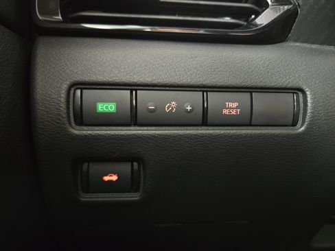 Used 2023 Nissan Sentra SV FWD image 25