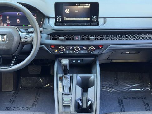 Used 2025 Honda Accord SE image 21