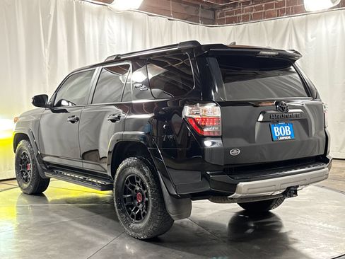 Used 2022 Toyota 4Runner TRD Off-Road Premium w/ TRD Black Wheel Package (TMS) AWD/4WD image 9