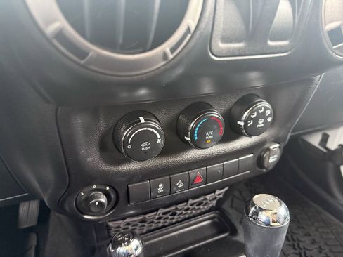 Used 2012 Jeep Wrangler Sport image 11