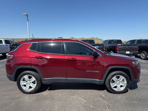 Certified 2022 Jeep Compass Latitude w/ Convenience Group AWD/4WD image 4