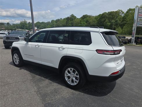 Used 2023 Jeep Grand Cherokee L Limited AWD/4WD image 5