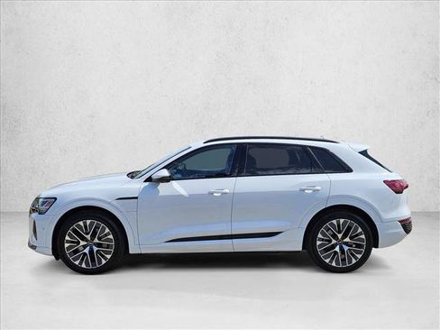 Certified 2024 Audi Q8 e-tron Prestige w/ Prestige Package AWD/4WD image 8