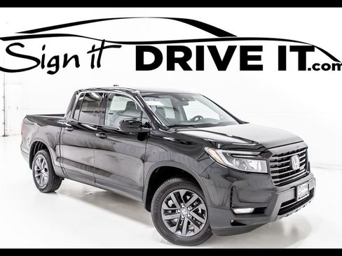 Used 2023 Honda Ridgeline Sport image 1