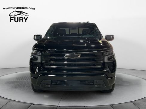 Used 2025 Chevrolet Silverado 1500 High Country w/ Midnight Edition AWD/4WD image 8