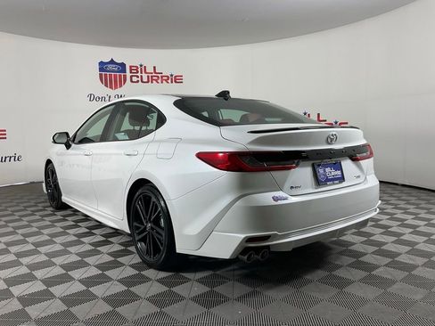 Used 2026 Toyota Camry XSE FWD image 5