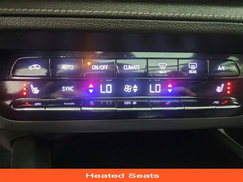 Used 2022 Buick Envision Essence w/ Technology Package I image 20
