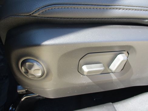 New 2026 Jeep Gladiator Sport image 34