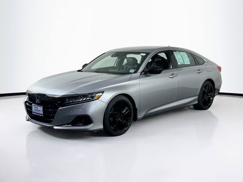 Used 2022 Honda Accord Sport image 1