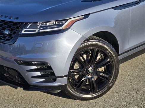 Used 2023 Land Rover Range Rover Velar R-Dynamic S image 9