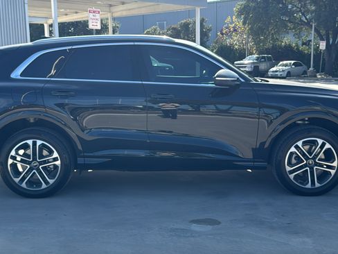 Used 2025 Audi Q5 Premium Plus image 8