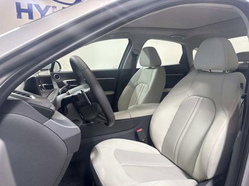 New 2025 Hyundai Sonata SEL image 6