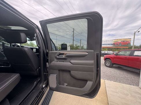 Used 2024 Chevrolet Silverado 2500 High Country w/ Midnight Edition image 38
