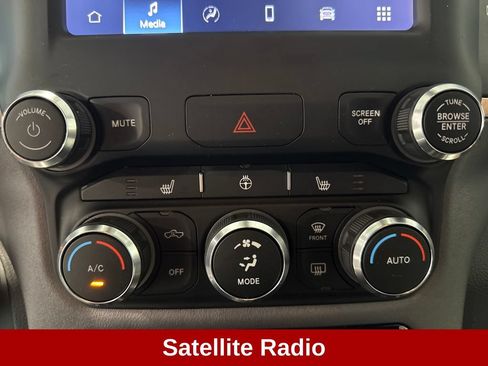 Used 2022 RAM 1500 Big Horn AWD/4WD image 15