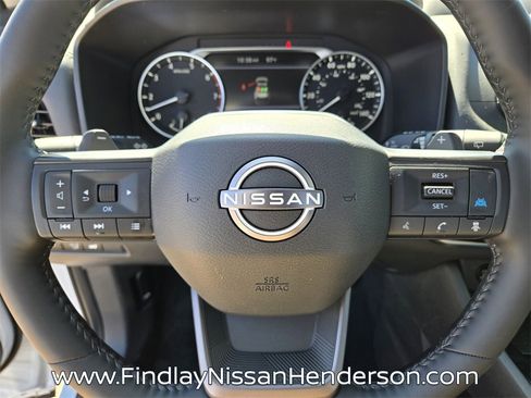 Used 2025 Nissan Rogue SV image 22
