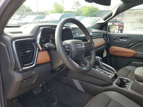 New 2026 GMC Canyon AT4 image 20