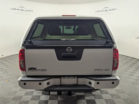 Used 2018 Nissan Frontier PRO-4X image 4
