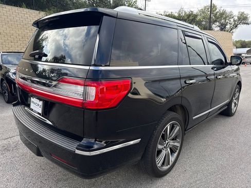 Used 2019 Lincoln Navigator Reserve w/ Cargo Package AWD/4WD image 6