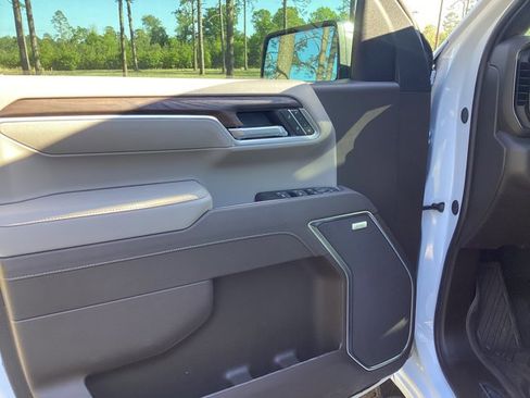 New 2026 GMC Sierra 1500 SLT w/ SLT Premium Plus Package image 12