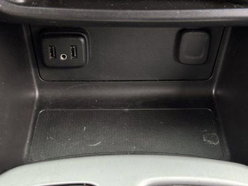 Used 2021 Chevrolet Colorado LT RWD image 22