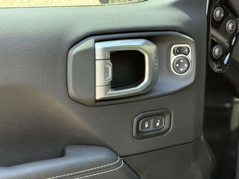 Used 2022 Jeep Wrangler Unlimited Sahara w/ Cold Weather Group image 25