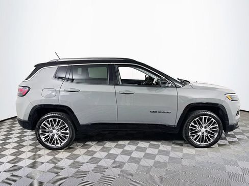 Used 2022 Jeep Compass Limited w/ Elite Group AWD/4WD image 8