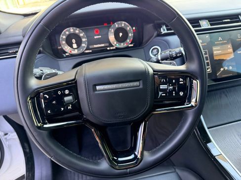 Used 2026 Land Rover Range Rover Velar Dynamic SE AWD/4WD image 14