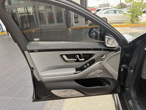 Used 2021 Mercedes-Benz S 580 4MATIC Sedan image 19