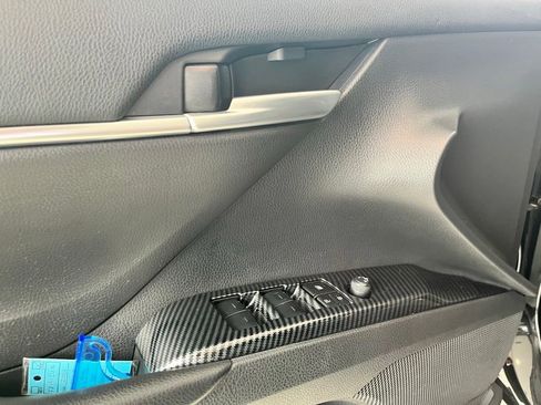 Used 2024 Toyota Camry SE w/ Audio Upgrade Package FWD image 19