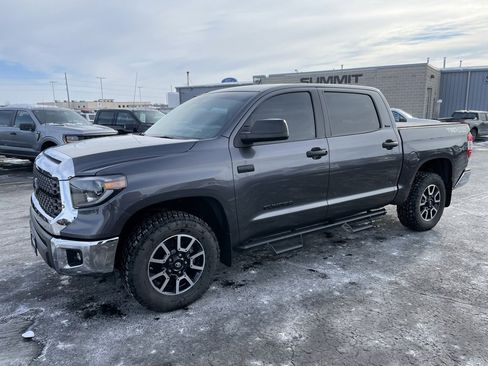 Used 2019 Toyota Tundra SR5 image 6