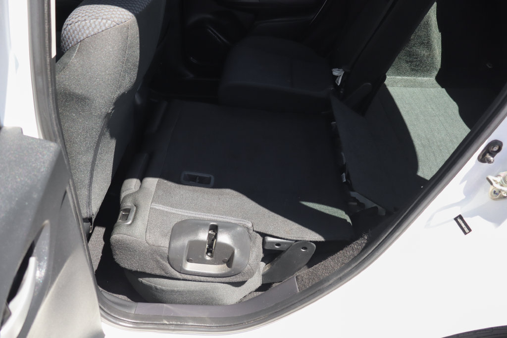 Used 2019 Honda Fit LX image 34