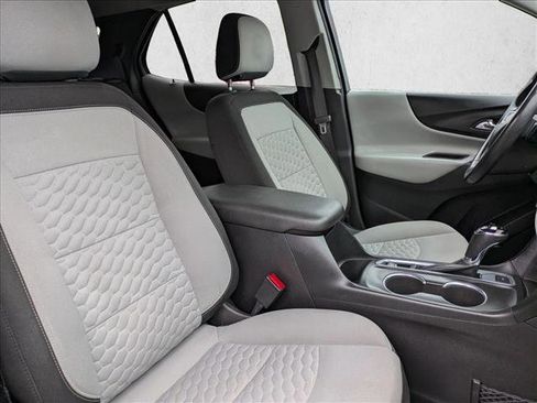 Used 2018 Chevrolet Equinox LT FWD image 21
