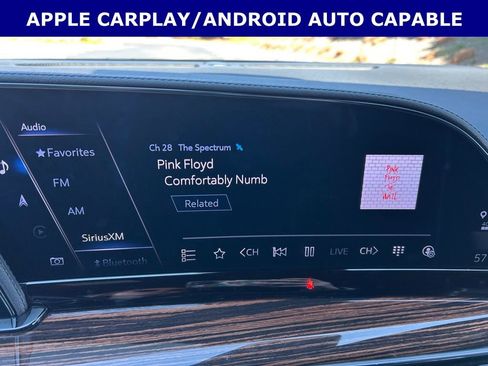 Used 2024 Cadillac Escalade ESV Premium Luxury image 18