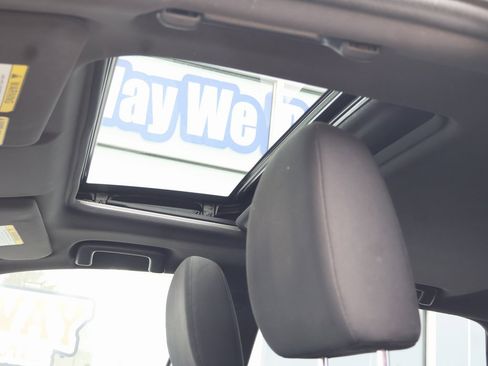 Used 2018 Mitsubishi Outlander ES image 22