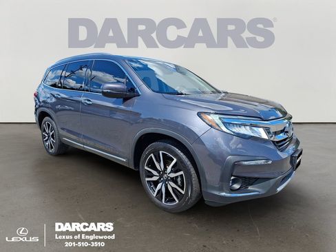 Used 2020 Honda Pilot Touring image 1