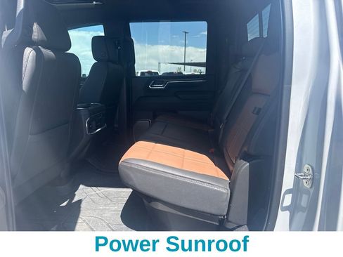 Used 2024 Chevrolet Silverado 2500 High Country w/ High Country Premium Package AWD/4WD image 30